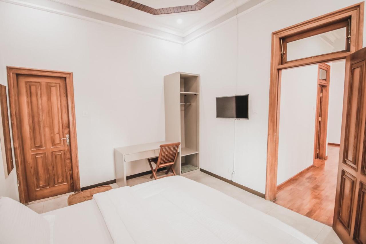 Stay Inn Pasteur Bandung, Husein Sastranegara Airport エクステリア 写真