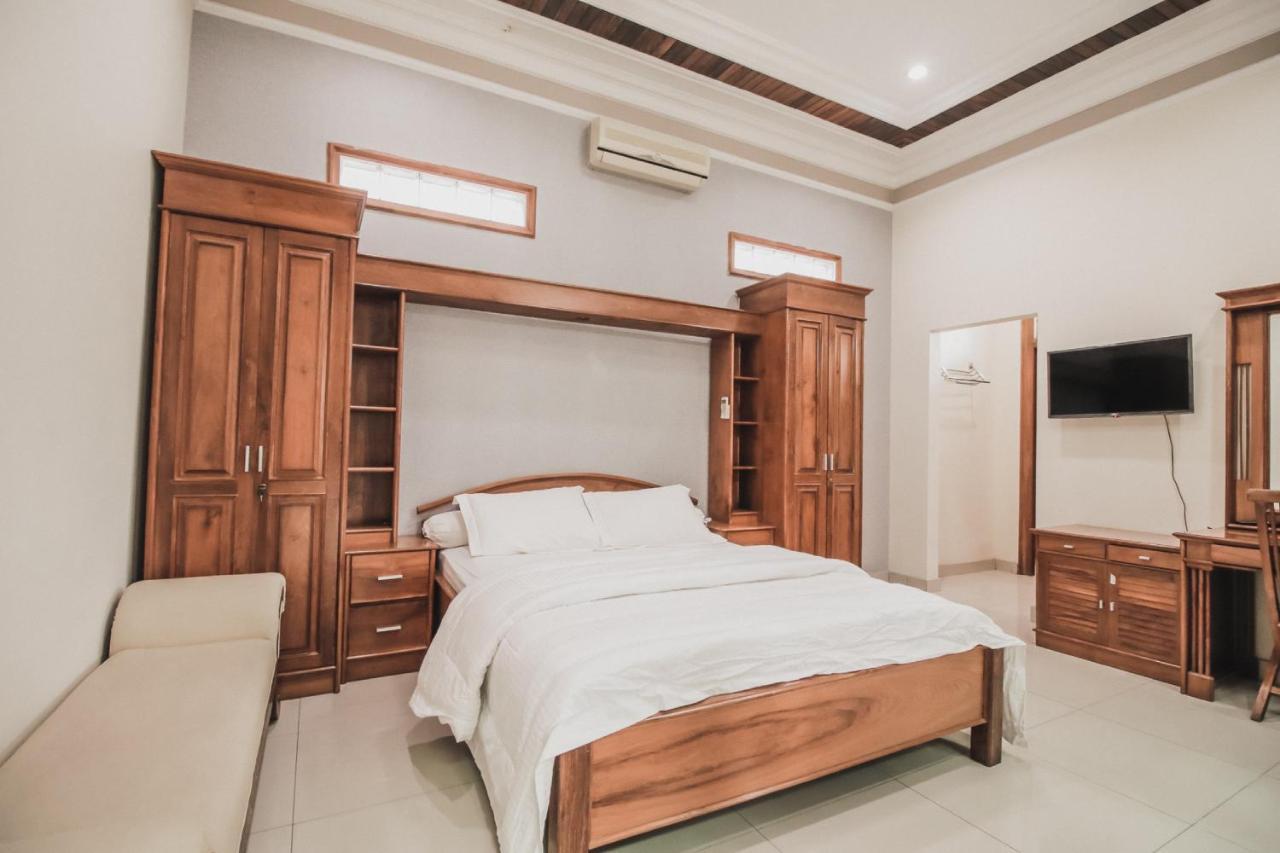 Stay Inn Pasteur Bandung, Husein Sastranegara Airport エクステリア 写真