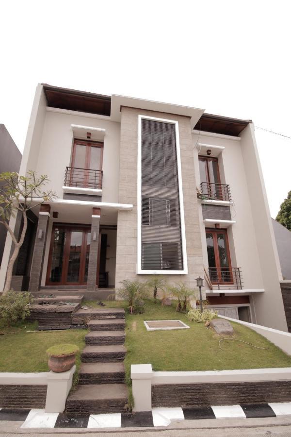 Stay Inn Pasteur Bandung, Husein Sastranegara Airport エクステリア 写真